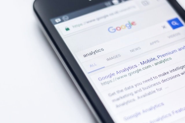 Google Analytics conversion tracking dashboard for PPC campaigns